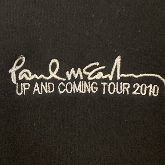 Exclusive 2010 Paul McCartney Tour Jacket - Picture 3 of 6